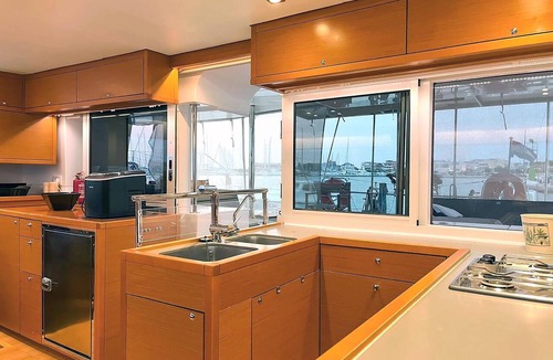 Pirovac Boat Rental | Sibenik Sun-soaked Sailing: A Luxurious Croatian Voyage