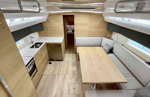 Pirovac Boat Rental | Sibenik Sun-soaked Sailing: A Luxurious Croatian Voyage