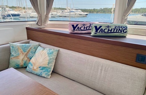 Sibenik Boat Rental | Sibenik Sunshine Sailing: A Luxurious Croatian Beach Experience