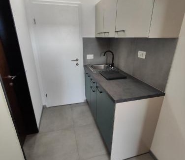 Sempeter-Vrtojba Apartment | Sleep&Go Vrtojba International Border Crossing