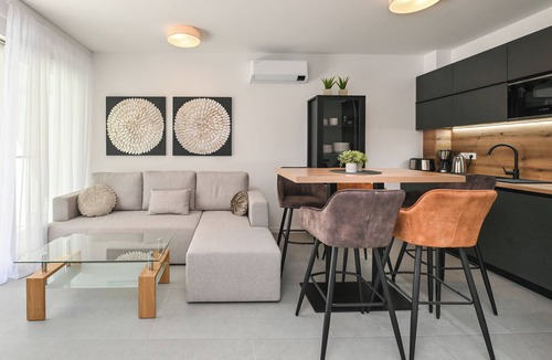Zrce Apartment | Smash A2 three-bedroom apartment with private pool