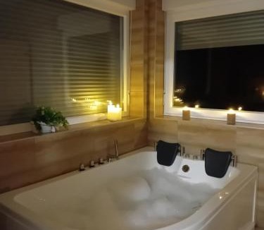 Nova Kapela House | Spa & Heated Pool Holiday House - Šumska vila