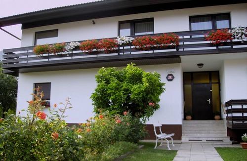 Bled Apartment | Spacious 2-Bedroom Apartment With Balcony And A/C In A Quiet Location in Bled