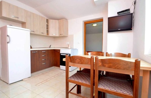 Zambratija Apartment | Spacious accommodation in Zambratija, sea view, 10m from the beach, terrace