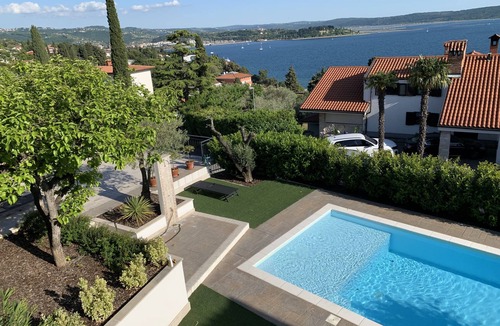 Portoroz Apartment | Spacious Sea View Terrace Apartment