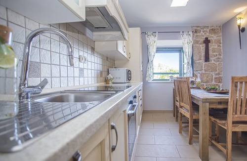 Trn Villa | Spacious Villa With Great View