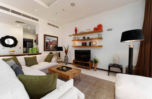 Palm Jumeirah Apartment | Splendid Apt on The Palm w/Stunning Sea Views