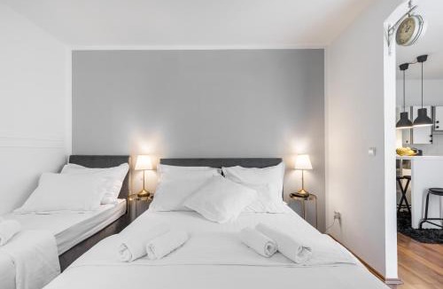 Split Apartment | SplitStay Studio - 1 Min walk to Diocletian's Palace
