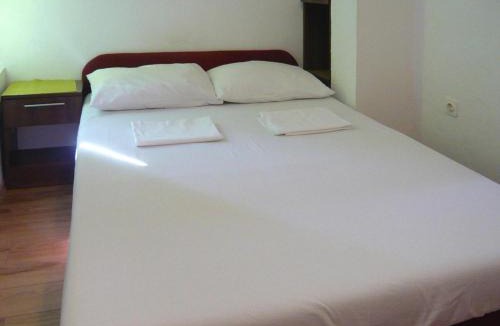 Starigrad House | Starigrad Bungalow near Paklenica Park