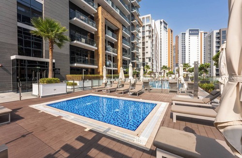 Nad Al Sheba Apartment | StayShort - Bright Meydan Studio in Azizi Riviera for 2!