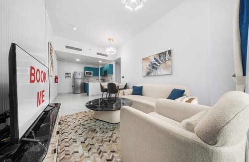 Al Barsha Apartment | StayShort - Stunning 2BR in Arjan that Sleeps 4