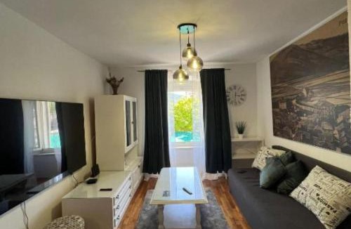 Kobas Apartment | Ston Heritage Apartment with City view