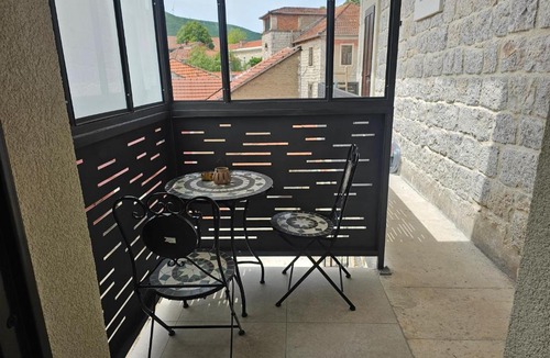 Sinj Apartment | Stone Vista Luxury Apartment