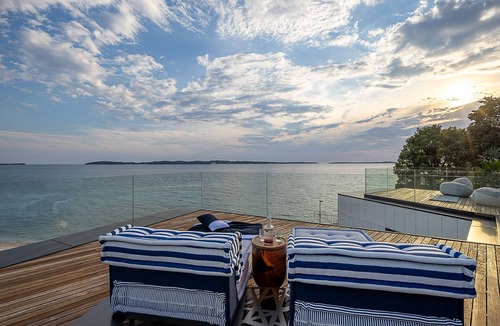 Fazana Villa | Striking Istria Villa | 5 Bedrooms | Villa Rojska | Beachfront Location