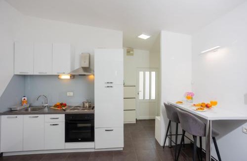 Kastel Stari Apartment | Studio apartman Maris
