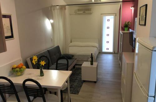 Pjescana Uvala Apartment | Studio apartment Martina -80m from the sea-