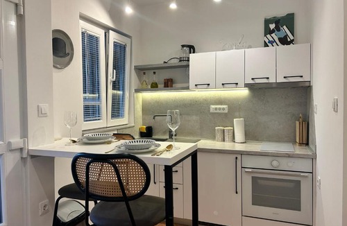 Gorinka Apartment | Studio Apartment Smile, near beach & center, free parking, balcony