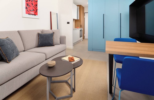 Mejasi Apartment | Studio Apartment with balcony