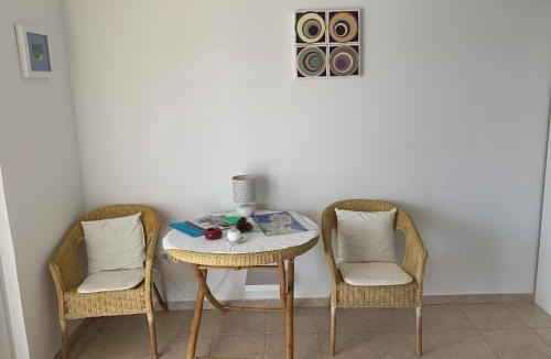 Cove Tri Zala (Zrnovo) Apartment | Studio Apartments More