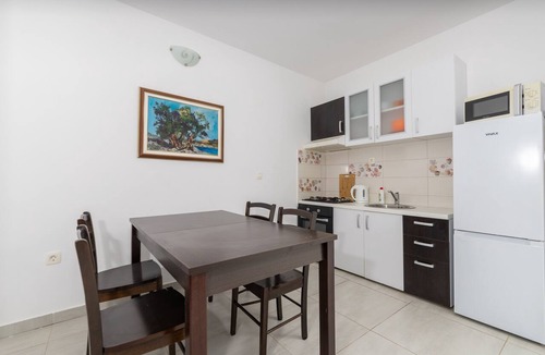 Bogomolje Apartment | Studio flat near beach Cove Mala Pogorila, Hvar (AS-27650-a)