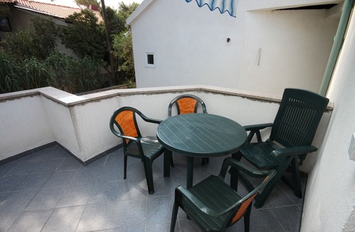 Kustici Apartment | Studio flat near beach Zubovići, Pag (AS-6356-b)
