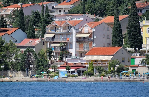 Selce Apartment | Studio flat near beach Selce, Crikvenica (AS-5206-b)