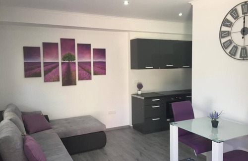 Kastel Gomilica Apartment | Studio flat with air-conditioning Kaštel Gomilica, Kaštela (AS-22714-a)