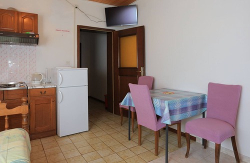 Lokva Rogoznica Apartment | Studio flat with balcony and sea view Lokva Rogoznica, Omiš (AS-18211-d)