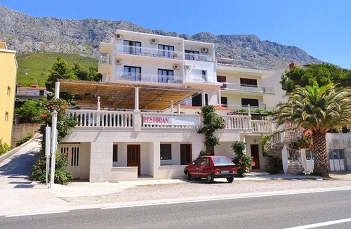 Lokva Rogoznica Apartment | Studio flat with air-conditioning Lokva Rogoznica, Omiš (AS-2973-e)