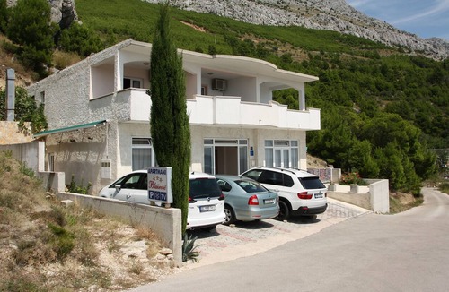 Lokva Rogoznica Apartment | Studio flat with terrace and sea view Lokva Rogoznica, Omiš (AS-12906-a)