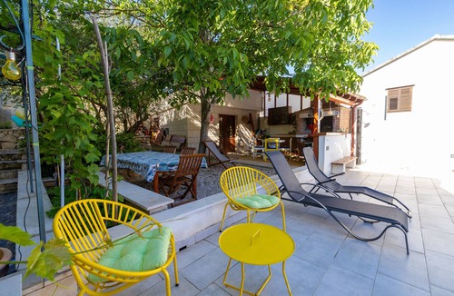 Stari Grad Apartment | Studio flat with a swimming pool Stari Grad, Hvar (AS-22986-a)