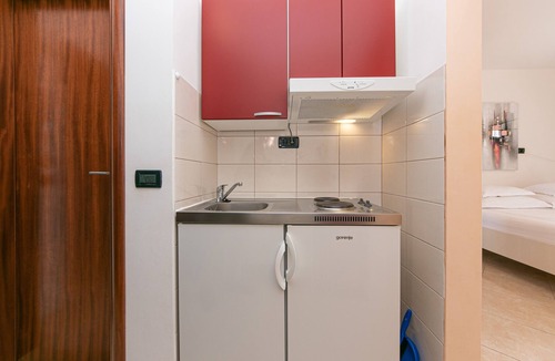 Brela Apartment | Studio flat with a swimming pool Brela, Makarska (AS-20066-b)