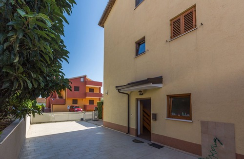 Novigrad Apartment | Studio flat with air-conditioning Novigrad (AS-11242-c)