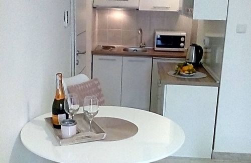 Seget Vranjica Apartment | Studio flat with balcony and sea view Seget Vranjica, Trogir (AS-12499-d)