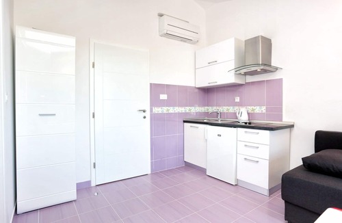 Rogoznica Apartment | Studio flat with balcony and sea view Zečevo Rtić, Rogoznica (AS-10400-a)