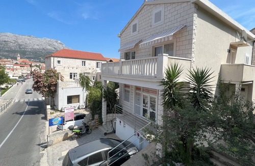 Cove Tri Zala (Zrnovo) Apartment | Studio flat with balcony Korčula (AS-21883-a)