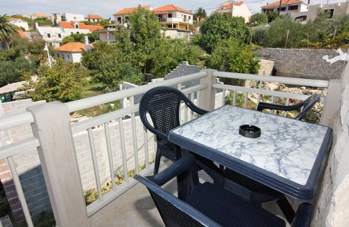 Sumartin Apartment | Studio flat with balcony and sea view Sumartin, Brač (AS-5620-b)