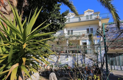 Tucepi Apartment | Studio flat with balcony and sea view Tučepi, Makarska (AS-16914-a)