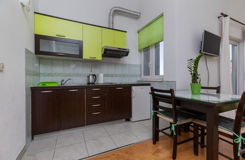 Duce Apartment | Studio flat with balcony and sea view Duće, Omiš (AS-2812-f)