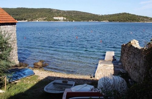 Vis Apartment | Studio flat with balcony and sea view Vis (AS-2476-d)