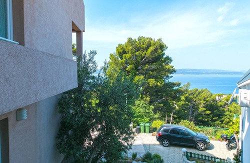 Brela Apartment | Studio flat with balcony and sea view Brela, Makarska (AS-16596-a)