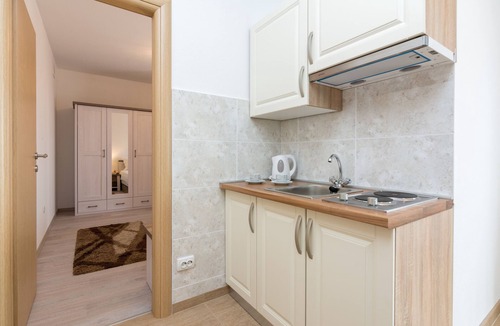 Seget Vranjica Apartment | Studio flat with terrace and sea view Seget Vranjica, Trogir (AS-12499-c)