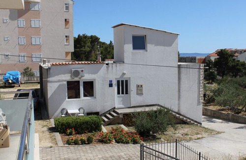 Baska Voda Apartment | Studio flat with terrace Baška Voda, Makarska (AS-6762-a)