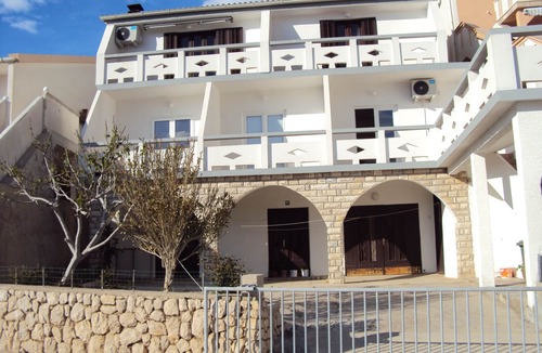 Metajna Apartment | Studio flat with terrace Metajna, Pag (AS-12443-a)