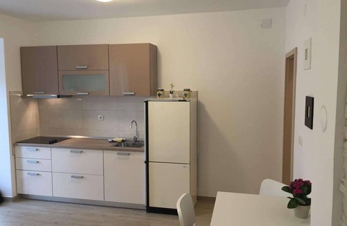 Zrce Apartment | Studio flat with terrace Novalja, Pag (AS-23367-a)