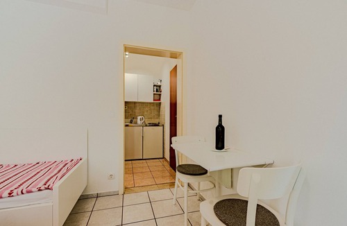 Viganj Apartment | Studio flat with terrace and sea view Viganj, Pelješac (AS-19391-b)