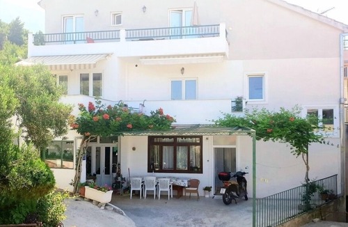 Tucepi Apartment | Studio flat with terrace Tučepi, Makarska (AS-20891-a)