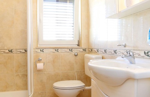 Stanici Apartment | Studio flat with terrace and sea view Stanići, Omiš (AS-10305-a)