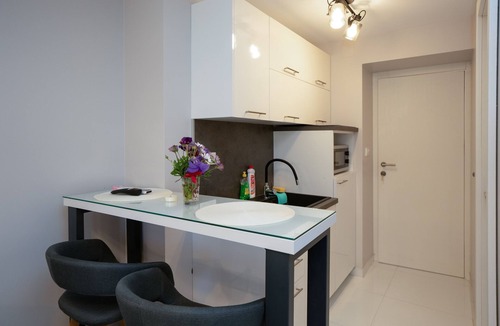 Poljana Apartment | Studio flat with terrace and sea view Poljana, Ugljan (AS-8419-b)