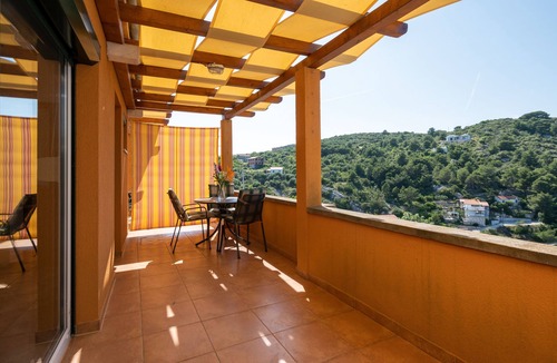 Island Dugi Otok Apartment | Studio flat with terrace and sea view Sali, Dugi otok (AS-17791-a)